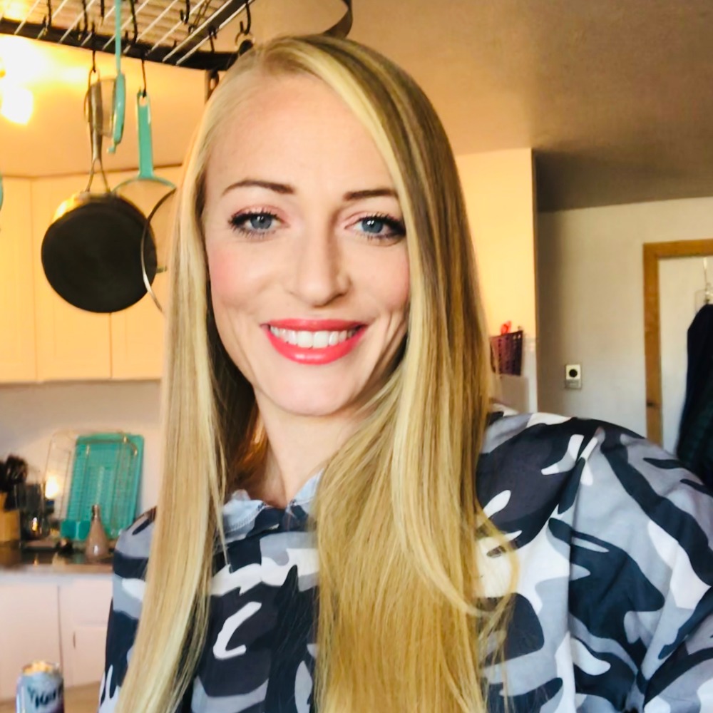 Meet your Posher, Nikki